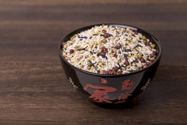 老鼠杀杀杀表情包_老鼠杀手_杀老鼠