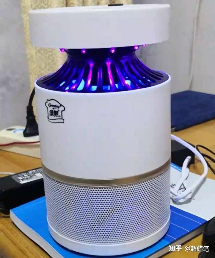 灭苍蝇灯有用吗_灭苍蝇的灯是什么原理_灭苍蝇灯对人有害吗