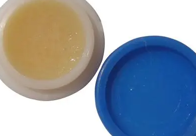 蟑螂如何灭_蟑螂的杀灭方法_灭蟑螂最有效方法